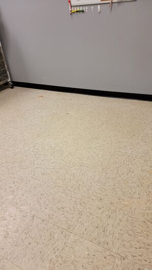 Before & After Commercial Floor Stip & Wax in Powder Springs, GA (4)