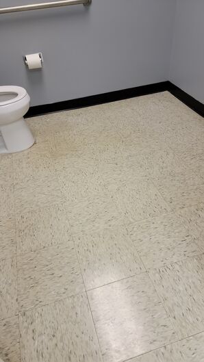 Before & After Commercial Floor Stip & Wax in Powder Springs, GA (3)