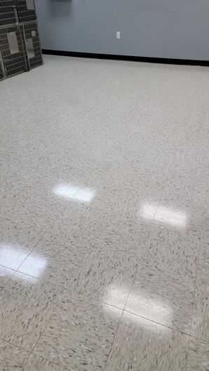 Before & After Commercial Floor Stip & Wax in Powder Springs, GA (8)